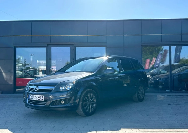 Opel Astra cena 14900 przebieg: 200000, rok produkcji 2010 z Zagórz małe 407